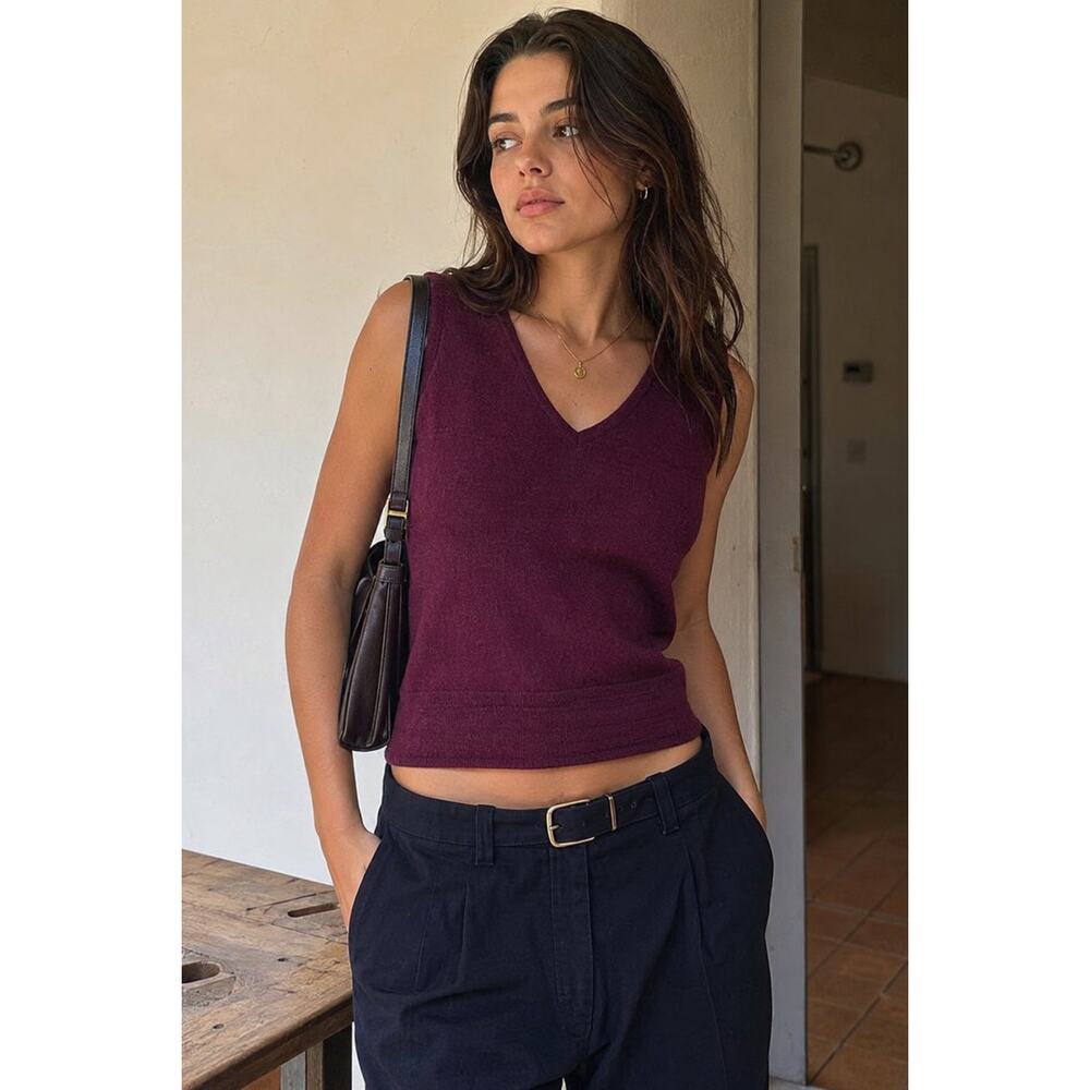 Vintage St. John Wool Sweater Vest Plum Purple Quiet Luxury Minimalist P